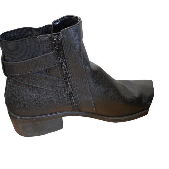 Anne Klein Black Leather Ankle Boots With Side Buckles & Zippers - Size 8M - Picture 5 of 6